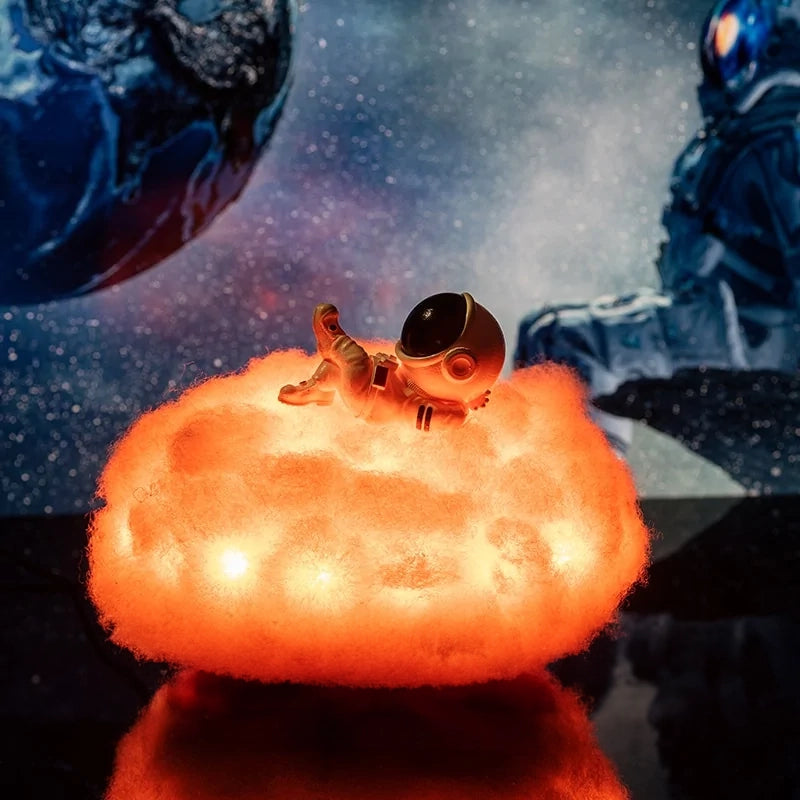 Cloud 9 Astronaut Lamp